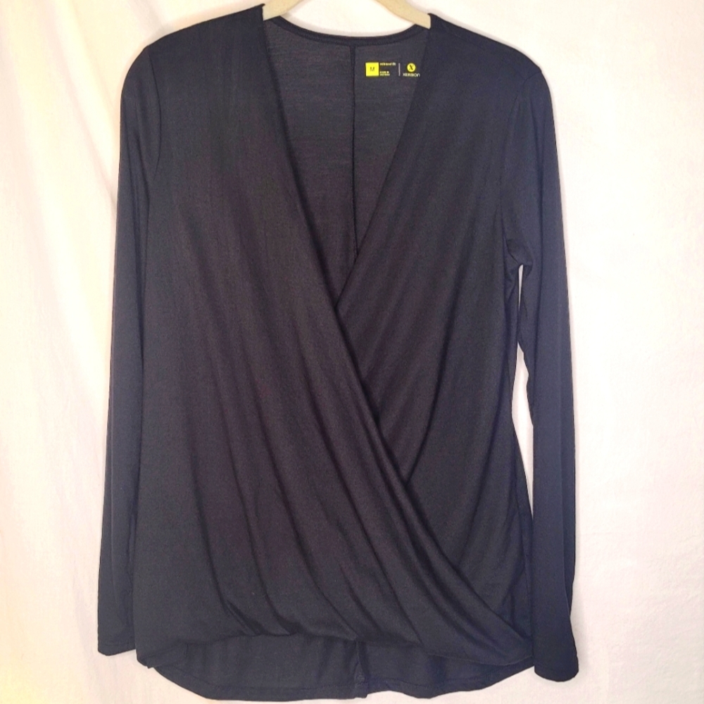Xertion Black Longsleeve Wrap Top Medium Thumb Holes Excellent Condition 🖤